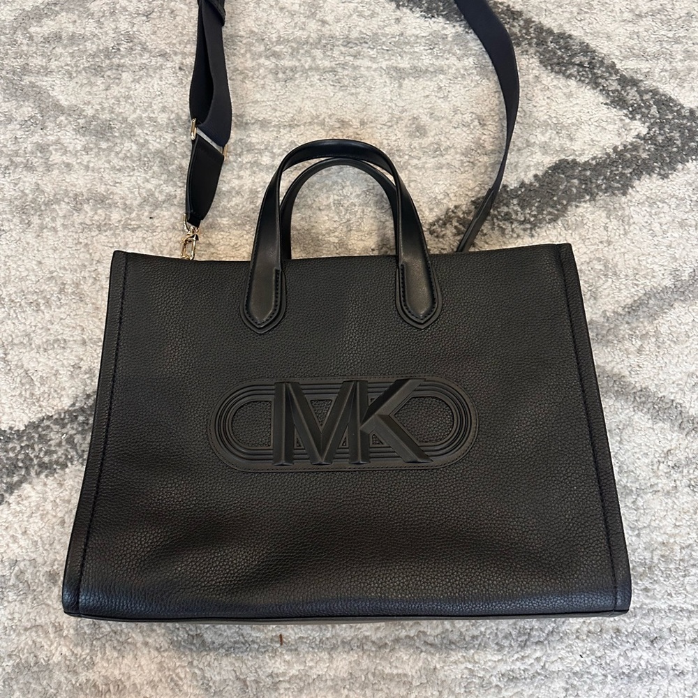 Michael Kors black genuine leather bag - Picture 3 of 3